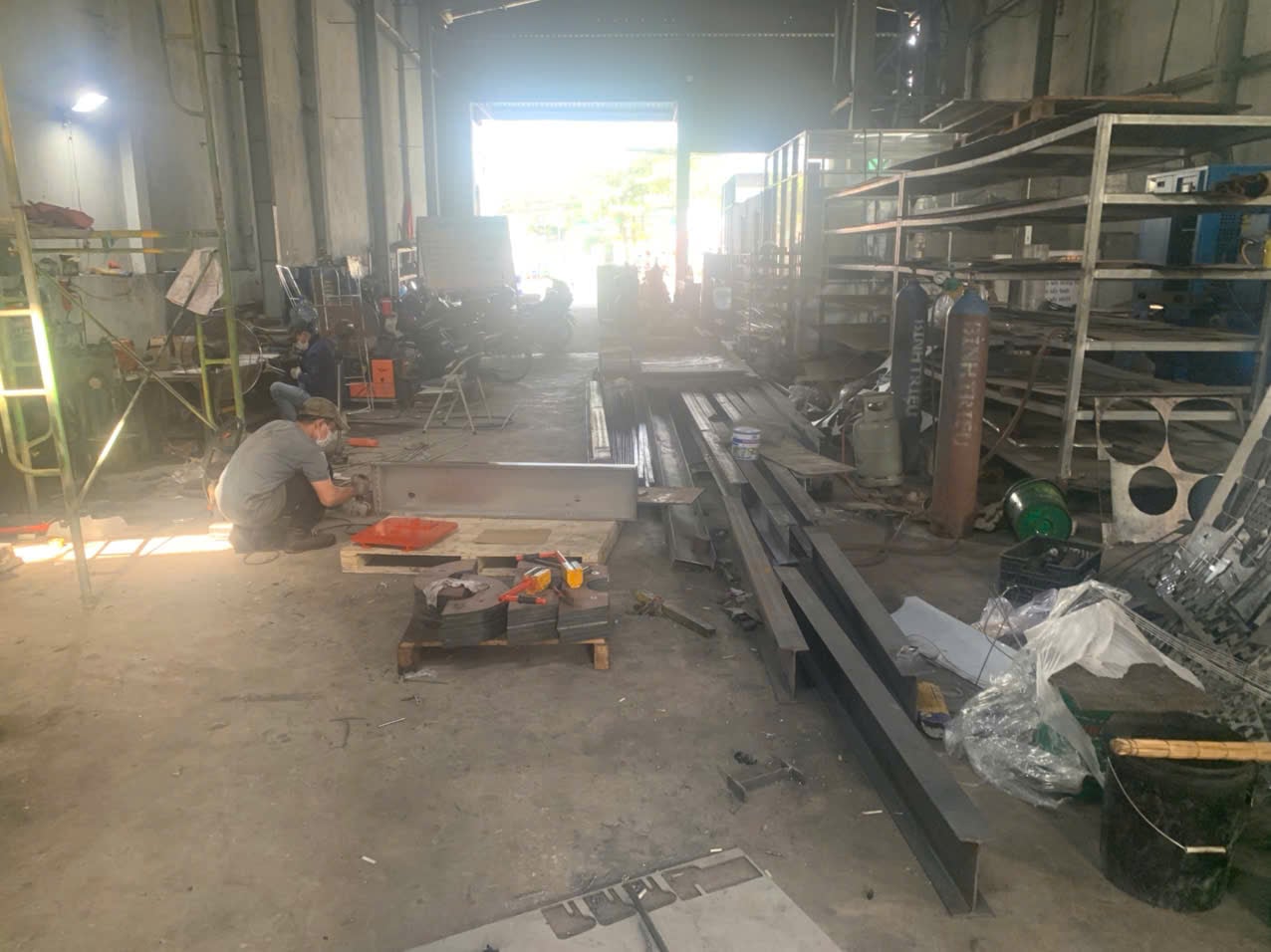 Welding area.jpg